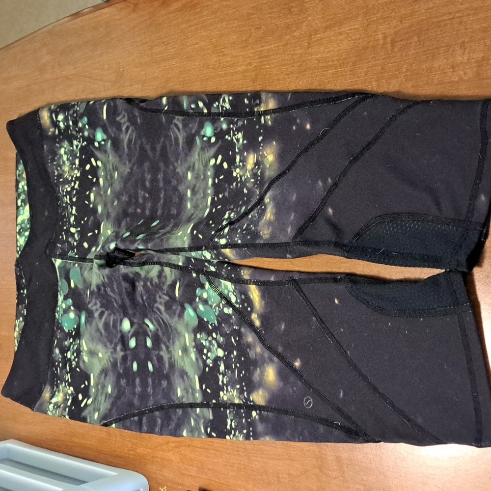 SALE Shape Activewear leggins capri
